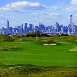 ニューヨークの観光ツアー　Bally's Golf Links at Ferry Point名門コース・ゴルフ・ツアー